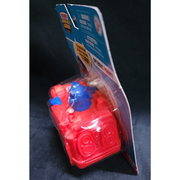 Lot of 2 Bumblebee Optimus Prime Heroes Transformers Rescue Bots Academy Hasbro - Picture 8 of 9
